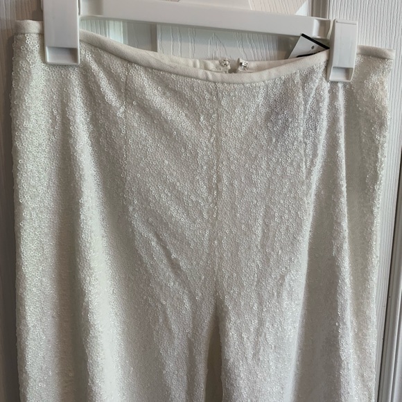 Black Halo Wide Leg Sequined White pants - Picture 4 of 15